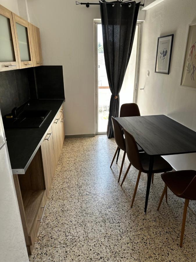 Sunflower Suite Trikala Eksteriør bilde